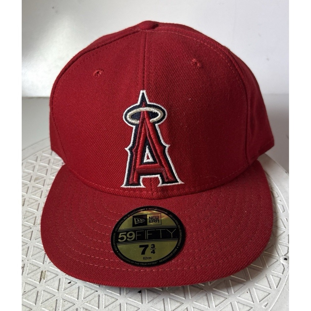 Los Angeles Angels Fitted Hat 7 3/8 Red MLB 59FIFTY New Era Baseball Cap
